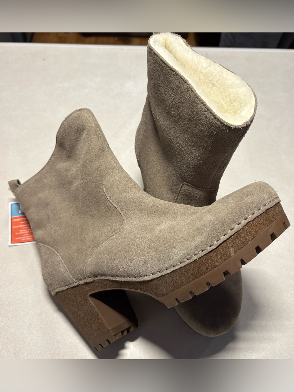 AETREX Women's Scarlett Heel Boot  size 10